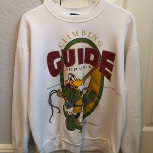 GUIDE Oversized Graphic Sweatshirt